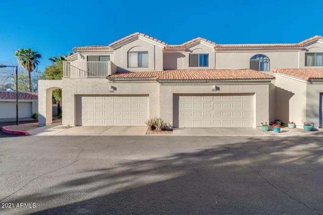 MLS: 6195442 Condo For Sale