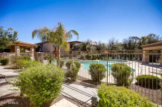 Photo #4: 6195485 Listing