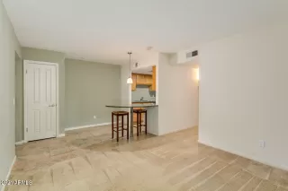 Photo #2: 6195492 Listing