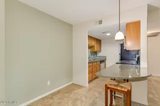 Photo #5: 6195492 Listing