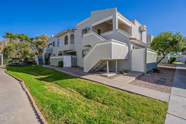 MLS: 6195686 Condo For Sale