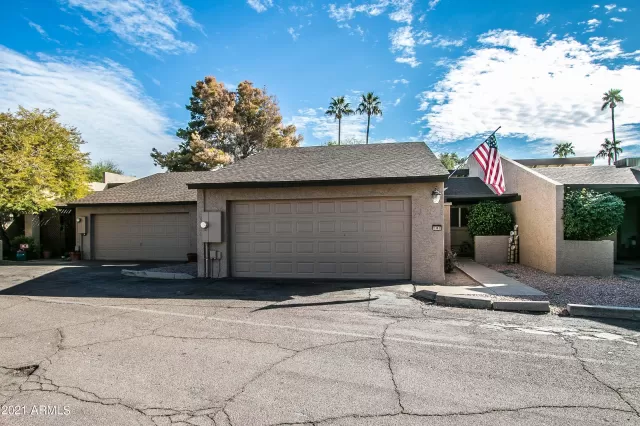 MLS: 6195753 Condo For Sale