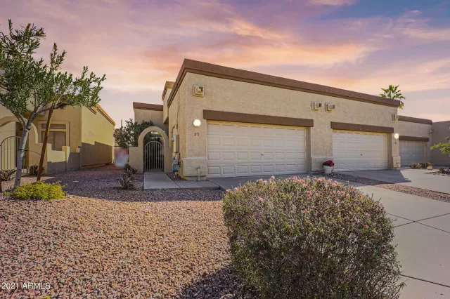 MLS: 6195773 Condo For Sale