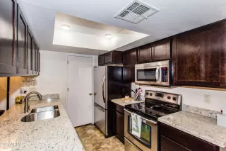 Photo #6: 6195993 Listing 