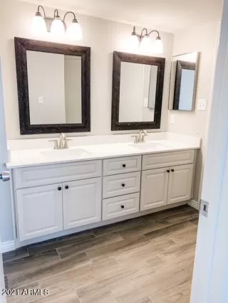 Photo #6: 6196182 Listing 