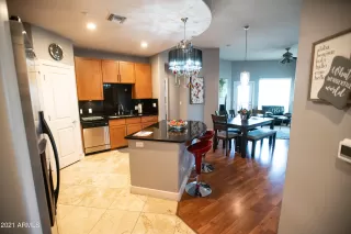 Photo #3: 6196338 Listing 