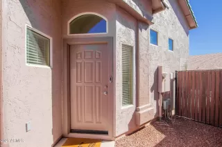 Photo #2: 6196404 Listing