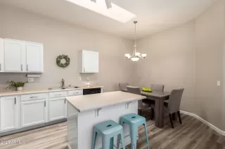 Photo #3: 6196404 Listing