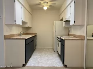 Photo #4: 6196410 Listing 