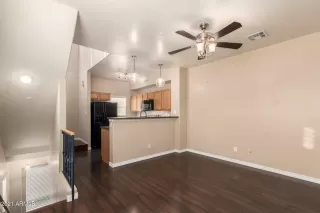 Photo #3: 6196417 Listing 