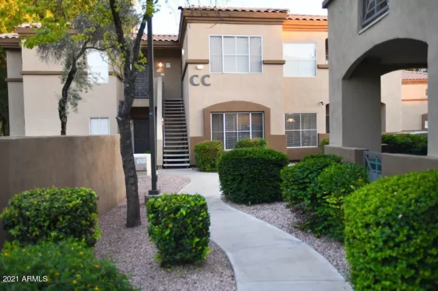 MLS: 6196570 Condo For Sale