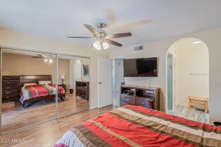 Photo #3: 6196595 Listing