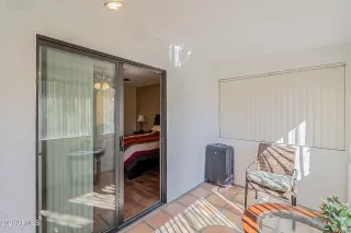 Photo #5: 6196595 Listing