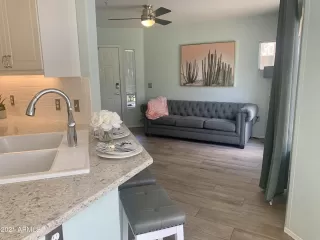 Photo #4: 6196654 Listing