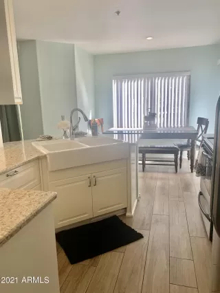 Photo #6: 6196654 Listing