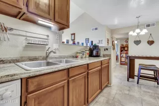 Photo #4: 6196676 Listing