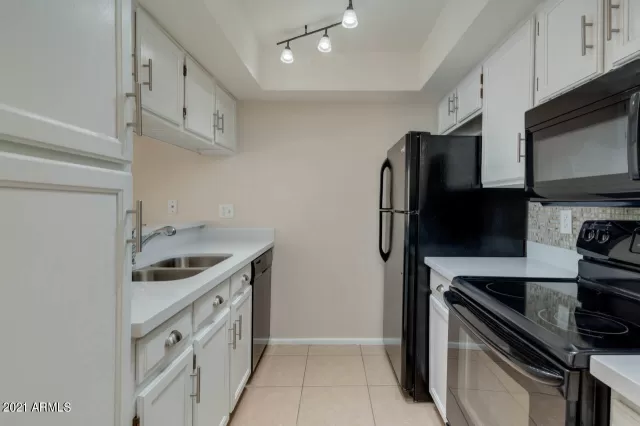 MLS: 6196687 Condo For Sale