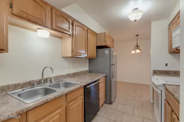 MLS: 6196718 Condo For Sale