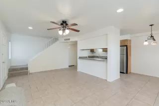 Photo #2: 6196718 Listing