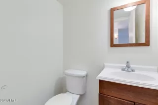 Photo #6: 6196718 Listing