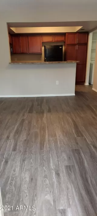 Photo #6: 6196728 Listing