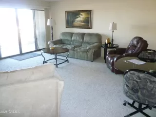 Photo #2: 6196796 Listing 