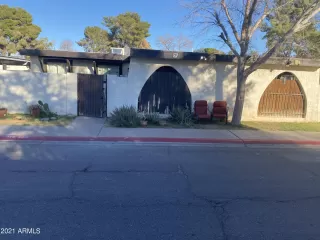 Photo #5: 6196827 Listing