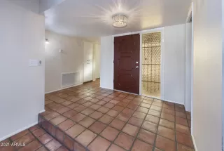 Photo #6: 6196901 Listing