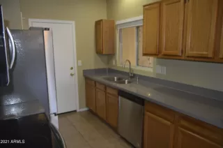 Photo #6: 6196991 Listing