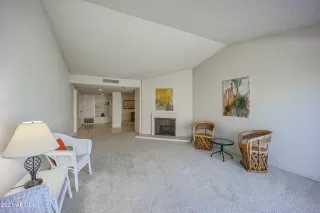 Photo #5: 6197120 Listing