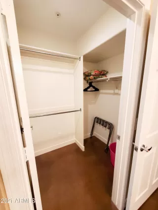 Photo #6: 6197125 Listing