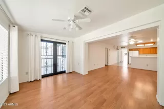 Photo #6: 6197249 Listing
