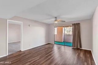 Photo #3: 6197276 Listing