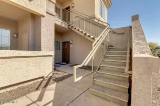 Photo #5: 6197447 Listing