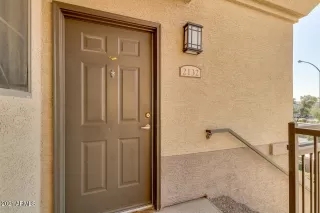 Photo #6: 6197447 Listing