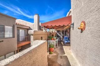 Photo #2: 6197545 Listing