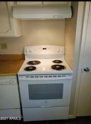 Photo #4: 6197769 Listing