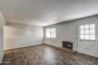 Photo #5: 6197769 Listing