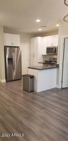 Photo #3: 6197990 Listing 