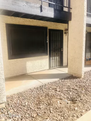 Photo #3: 6198148 Listing