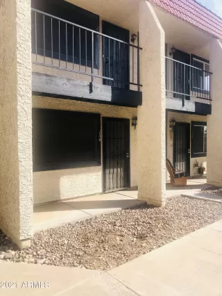 Photo #6: 6198148 Listing