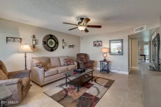 Photo #3: 6198283 Listing 