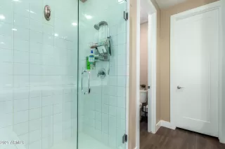 Photo #6: 6198919 Listing