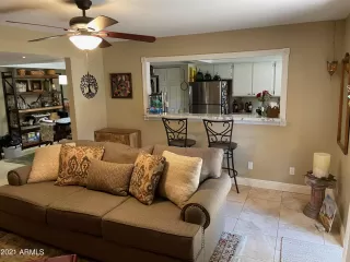 Photo #4: 6198975 Listing