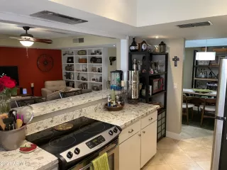 Photo #6: 6198975 Listing