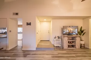 Photo #1: 6199285 Listing