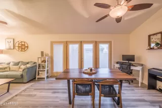 Photo #6: 6199285 Listing