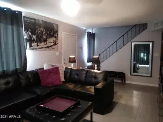 Photo #5: 6199290 Listing