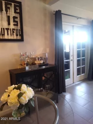 Photo #6: 6199290 Listing