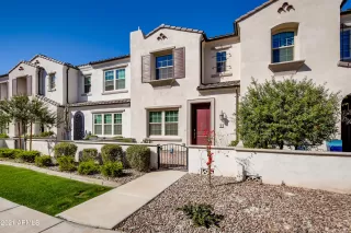 Photo #2: 6199302 Listing 